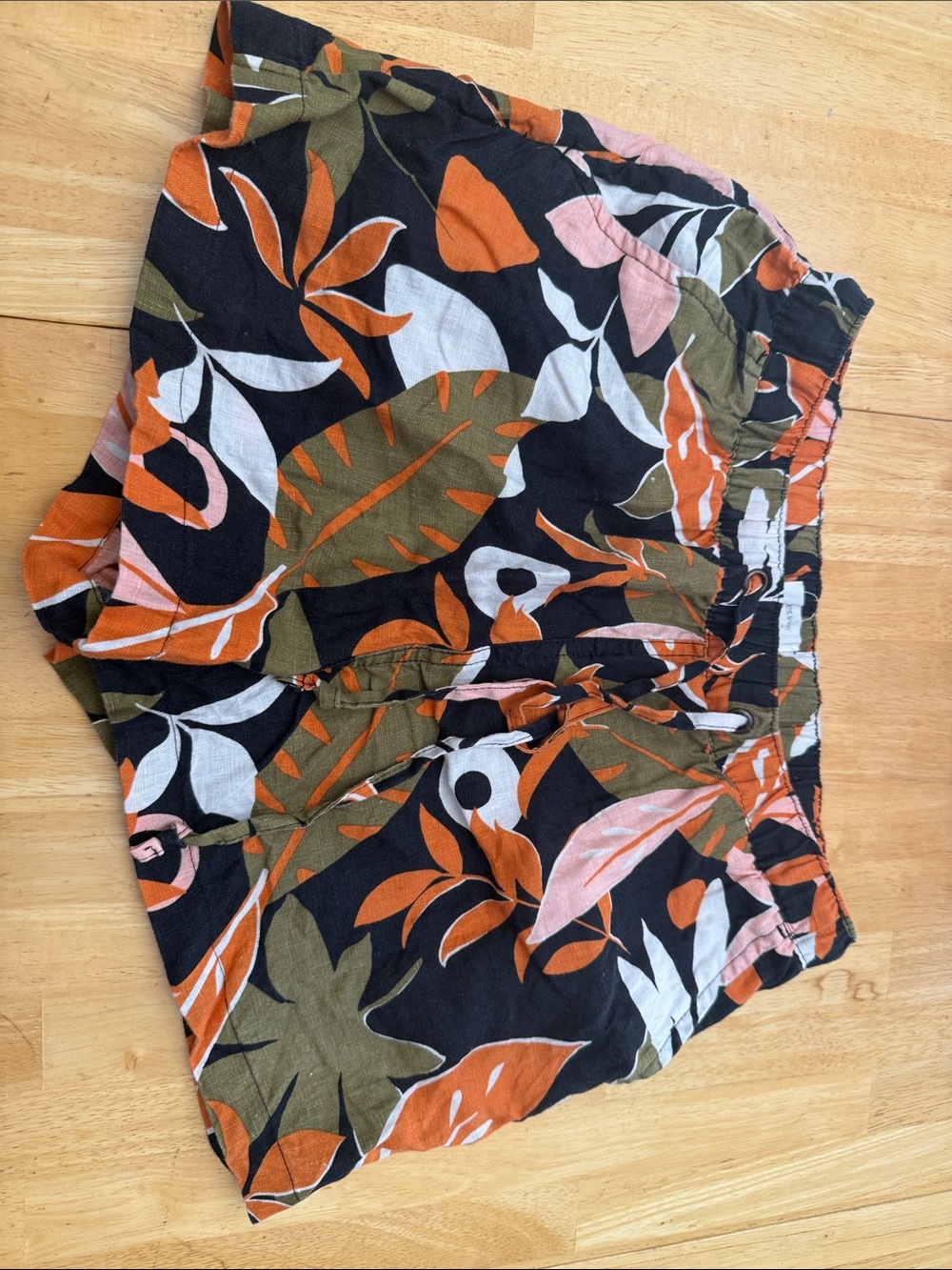 C&C California Black Tropical Leaf High-Waist Shorts
